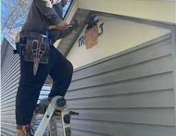 Affordable siding repair and maintenance services in Winthrop, IA